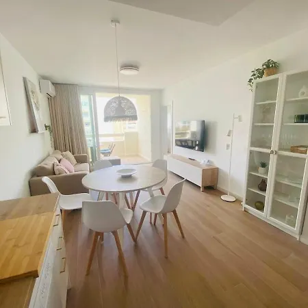 Apartment Renovado En El Centro De *